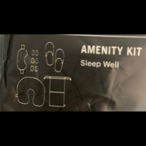 Unisex Herschel Amenity Kit Navy/Red L/XL